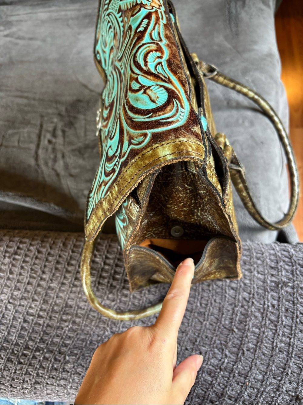 Patricia Nash Italian Leather Vienna Satchel, Tooled Turquoise, Like New Purse - Picture 11 of 16
